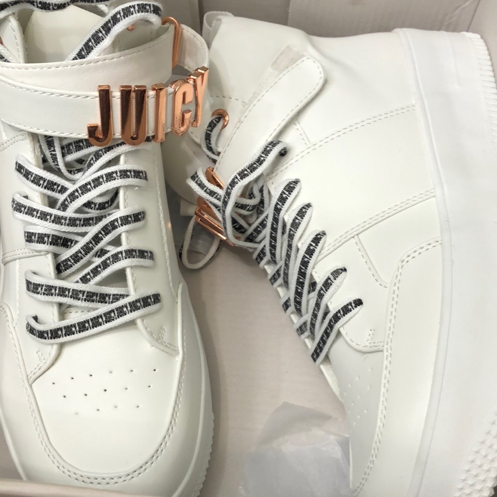 JUICY COUTURE. J Dottie shoes .Size. 9.0 & 9.5